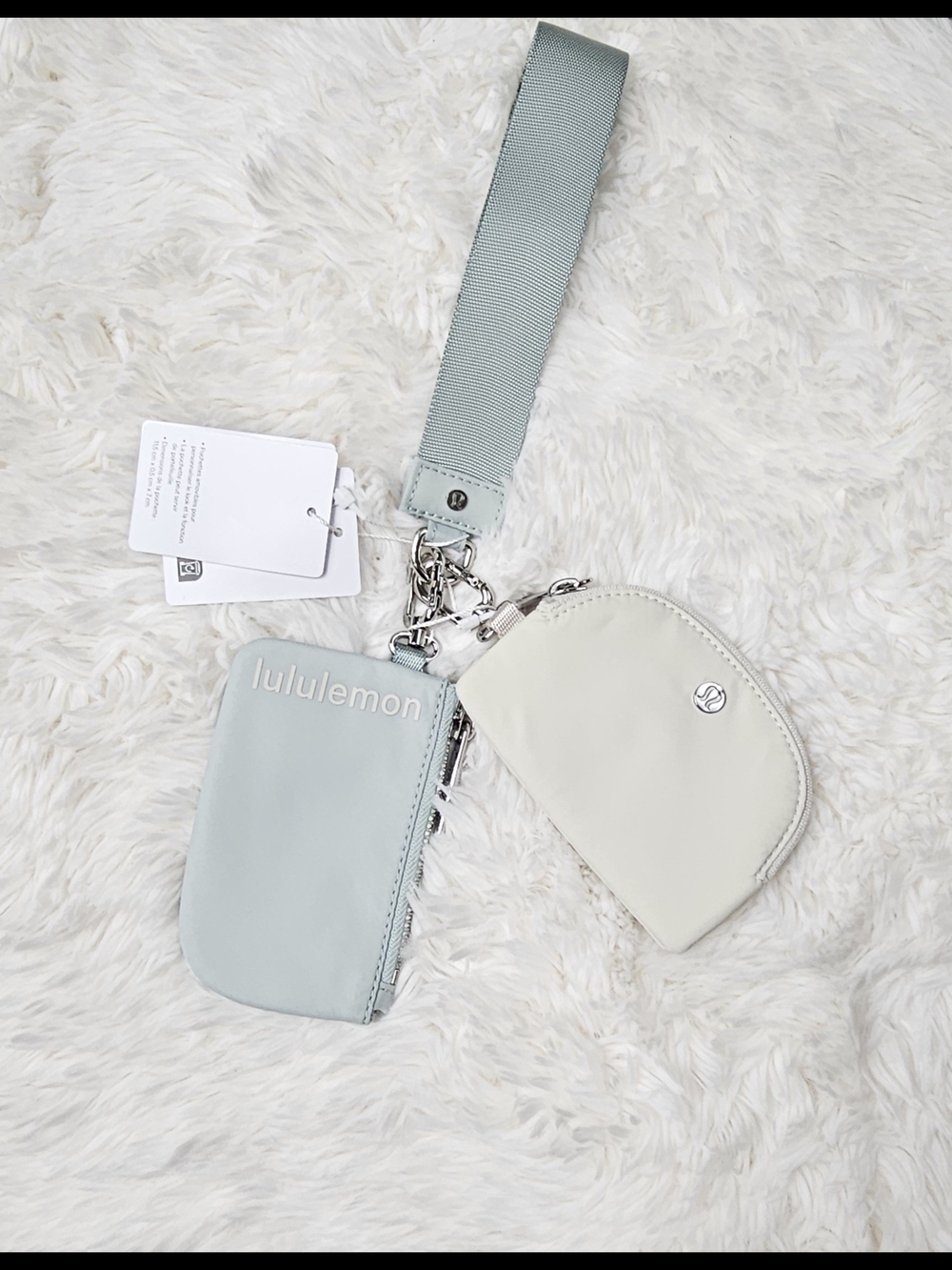 lululemon athletica wristlet set in light blue and cream